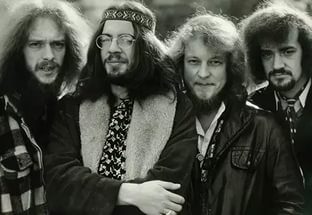Рок-н-ролл в черно-белых фотографиях 1970-х