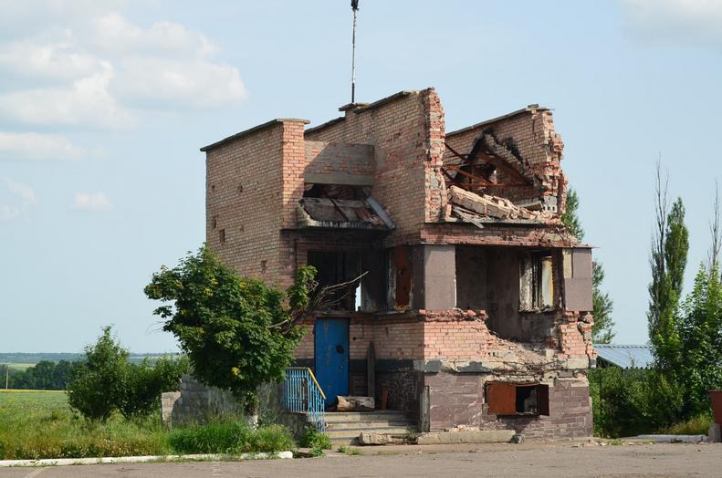 Барахолка торез шахтерск снежное. Шахтерск снежное. Шахтерск снежное. Г. Шахтёрск донецкая область.
