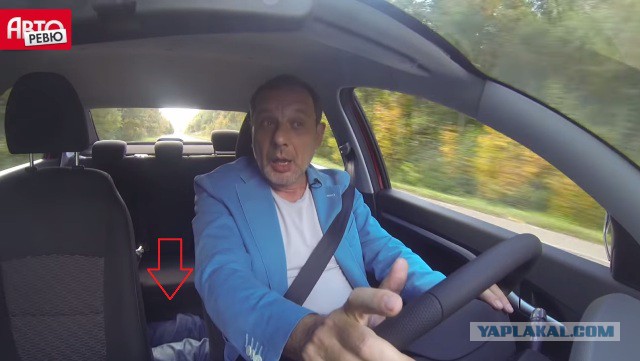 Лада Веста в руках у Авто Ревю