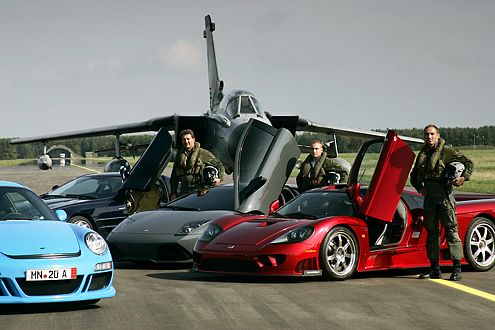 Нашли самую быструю машину 2006 года (30 фото)