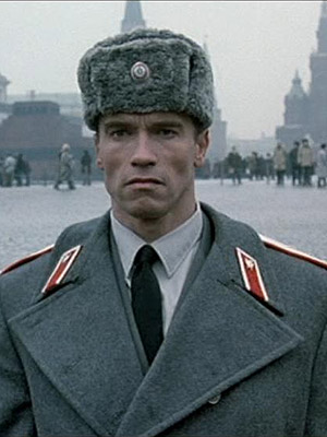 В Киеве облили краской памятник Тираэлю