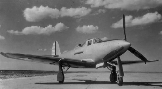 Р-39 Аэрокбра. Американская любимица сталинских соколов. История создания и основные модификации.