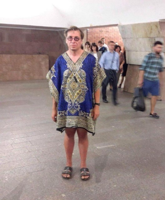 Свежая порция "модников" из нашего метро