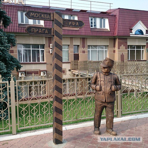 10 жизненных пронизанных сарказмом цитат из романа