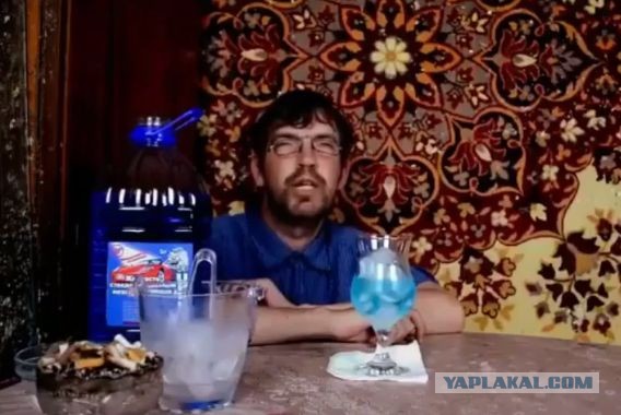 Школьники в России подсели на конфеты-рюмки с крепким алкоголем