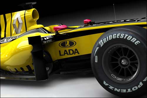 Renault теперь ездит с логотипом Lada