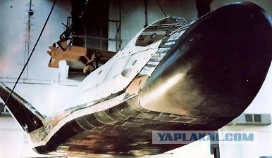 Фото с буксировочных испытаний нового крылатого челнока.