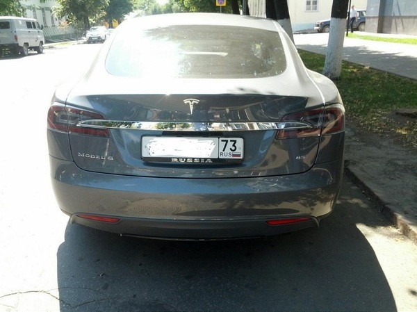 Тесла стартует