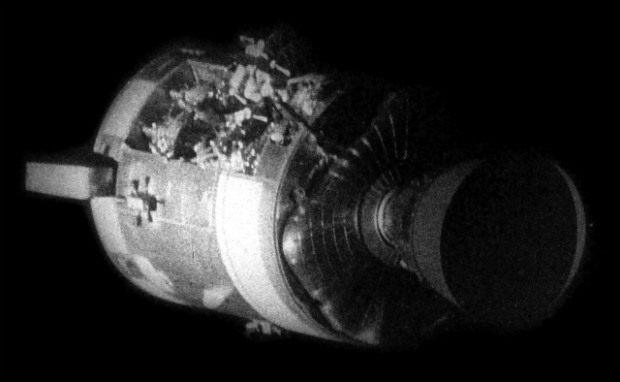 Американцы никогда не летали на Луну!