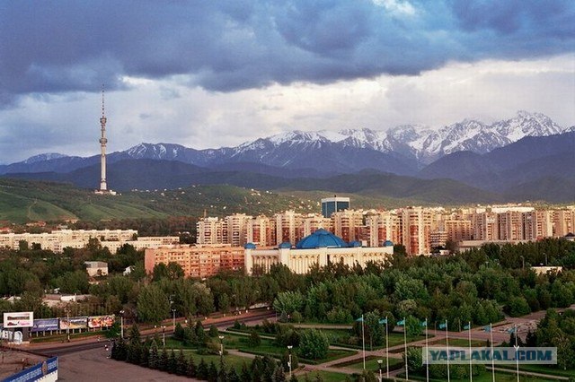 И здесь люди тоже живут. Казахстан
