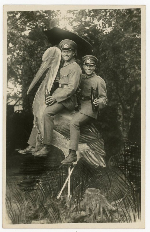 Армейские фотографии из серии "с нами не соскучишься", 1912-1945