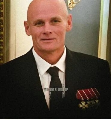 Могила одного из основателей ЧВК "Вагнер" Дмитрия Уткина на Мытищинском кладбище