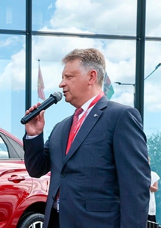 Спрос на машины «Москвич» обвалился на четверть - продажи сократились на 25,6% по сравнению с I кварталом 2025
