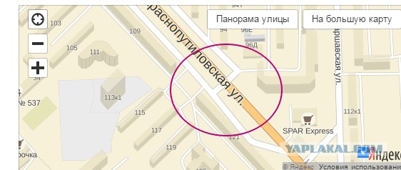 Как должен поступить водитель синего авто?