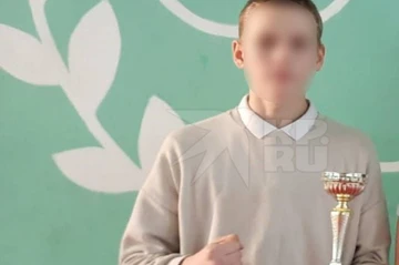 Греческие нравы по-сибирски: банда 17-летних боксеров ворвалась в квартиру, сожгла паспорт и изнасиловала закладчика