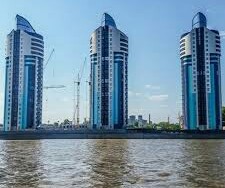 Так близко к воде разве можно строить?