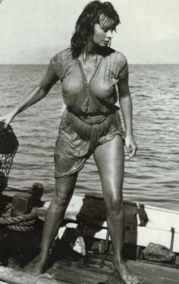 Какая актриса, на Ваш взгляд, самая красивая в мире?