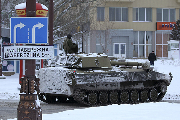 Военная колонна обнаружена между ДНР и ЛНР