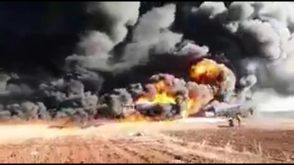 ВКС России раздолбали очередную колонну с нефтью