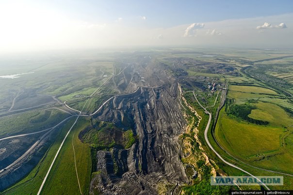 Гранд Каньон в США - древний карьер по промышленной добыче урана