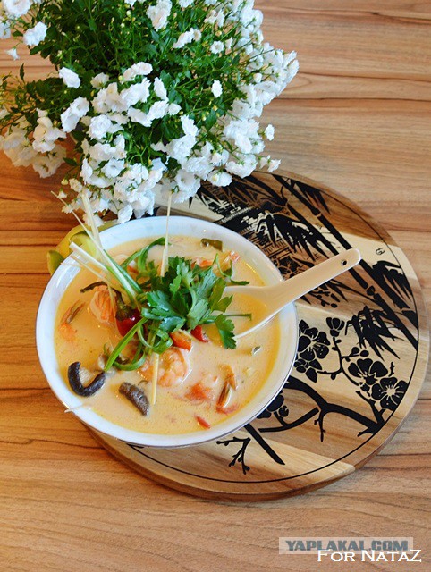 Вкусное обаяние Кулинарии, Повара ЯПа поздравляют милых дам!