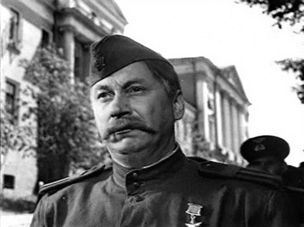 6 апреля - день рождения актера Василия Меркурьева