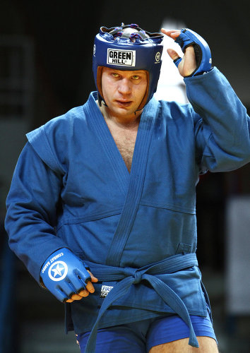 Федор Емельяненко: путь Последнего императора