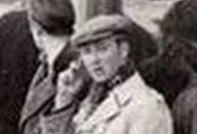 Путешественник во времени. Фото 1943 года!