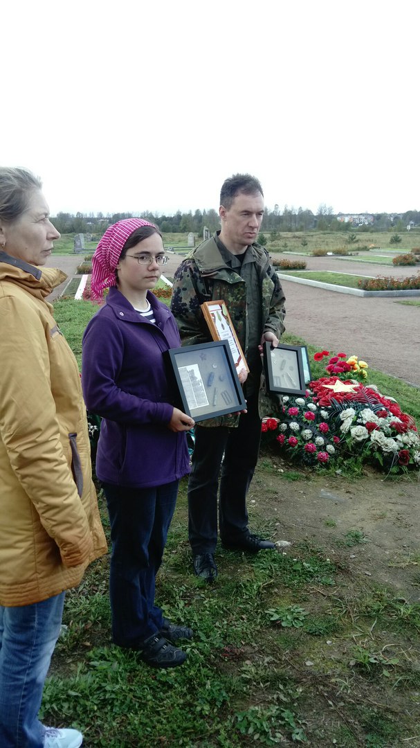 Эхо войны. Невский "пятачок". Похороны павших советских солдат и командиров