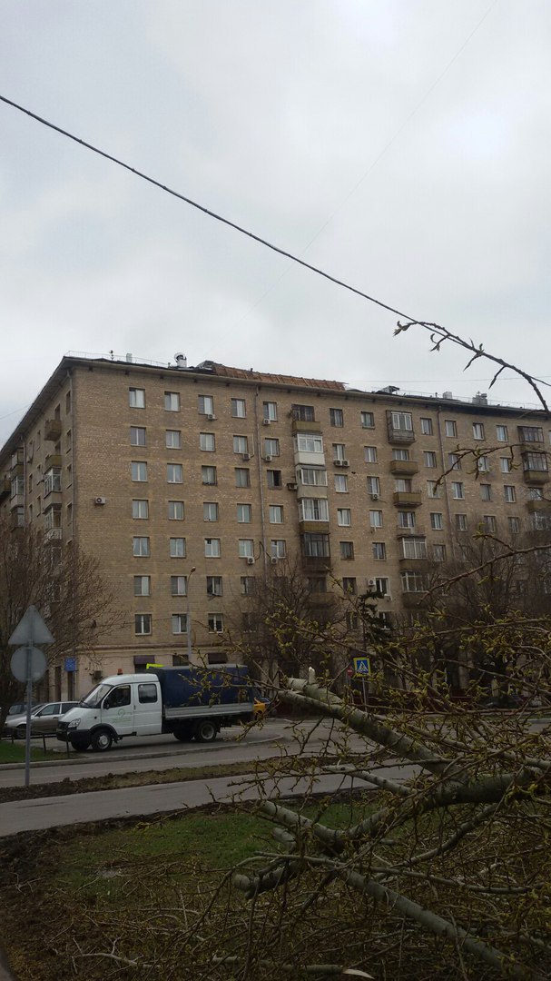 У кого чего сегодняшний ураганчик поломал?