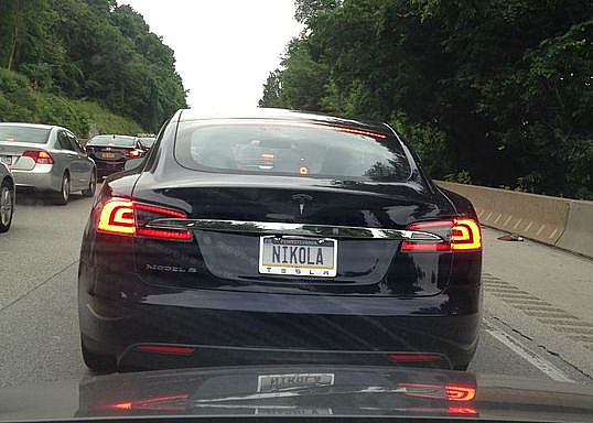 Tesla зимой