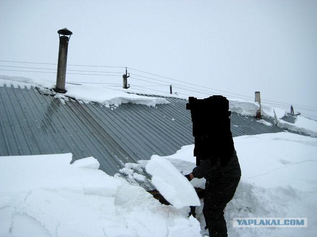 Снегопад в Алтайском крае, г. Змеиногорск