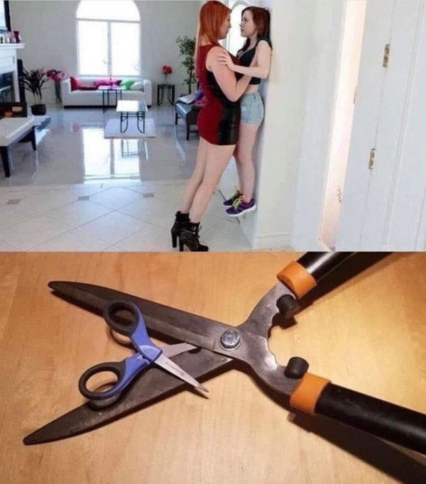 От улыбки хмурый день светлей