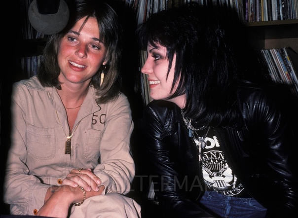 Музыка и музыканты: Joan Jett