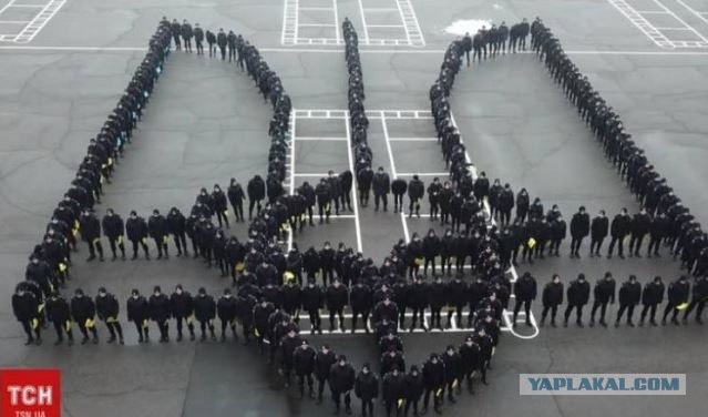Подожгли авто с буквой "Z"
