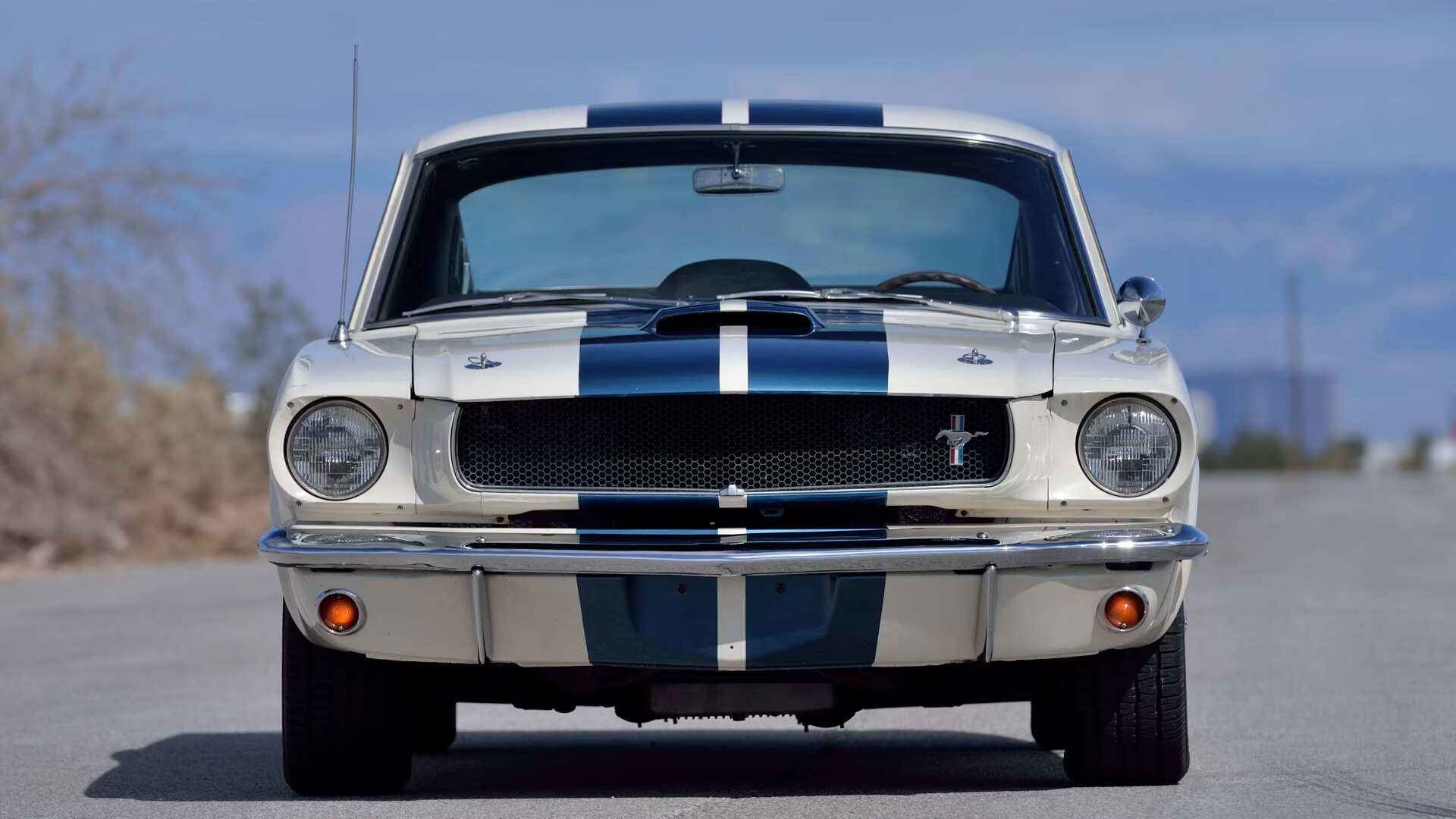 60 лет Shelby Mustang. Красивых автофото пост к юбилею