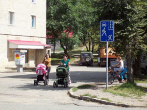 В Пензе агрессивные мамочки с колясками отвоевывают дороги у автомобилистов