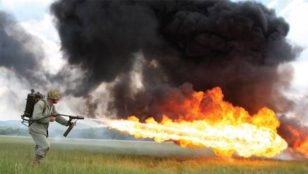 На российско-казахстанской границе идут столкновения мигрантов и сотрудников Росгвардии