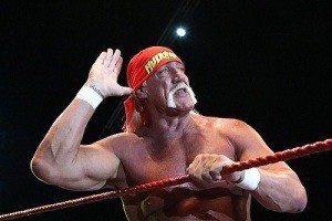 Легенда WWE Халк Хоган утверждает, что вакцины против COVID-19 могут убить вас: Они падают как мухи