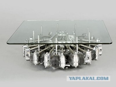 Столик V8