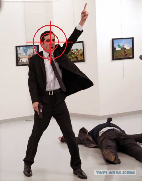 Косачев о награде фото с убийцей посла России: это за гранью морали.