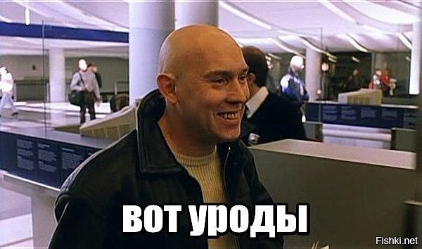 Ученик застукал преподавателей, занимающихся сексом на парте во время школьных каникул