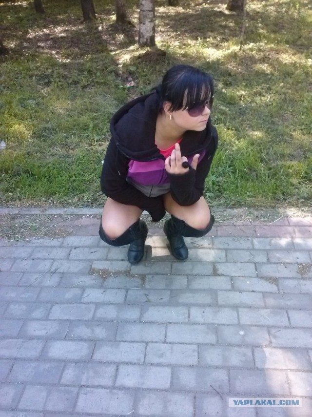 Давай я тебя ещё вот в этой позе сфоткаю