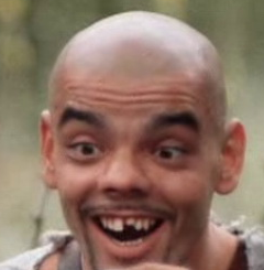 Бабуин поражен магией человека.