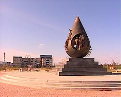 Памятники, которые иначе воспринимаются народом