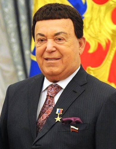 Судья Хахалева из Краснодара устроила дочери шикарную свадьбу со звездами