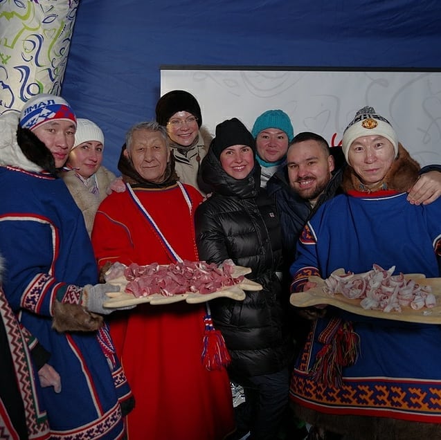 Сыроедение на Ямале: Сырое мясо и рыба во льду