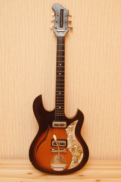 Китайские гитары. Обратная сторона луны