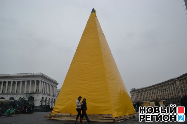 Как Украину "зарядили" на падение на уровне символики
