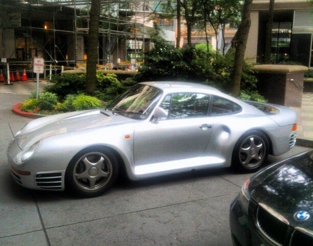 Как Билл Гейтс изменил закон, чтобы ездить на Porsche 959!